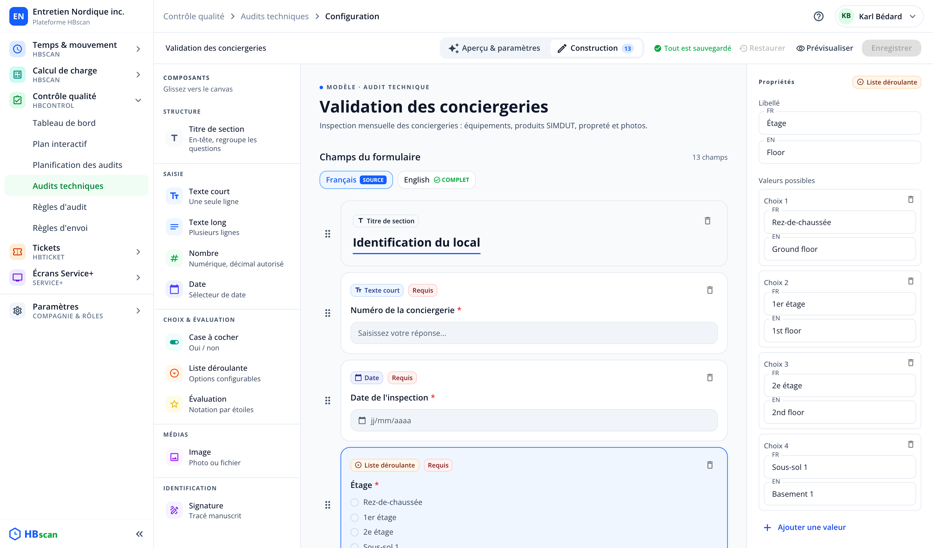 Capture : mode Construction avec le champ « Étage » sélectionné; ses propriétés apparaissent dans le panneau de droite.