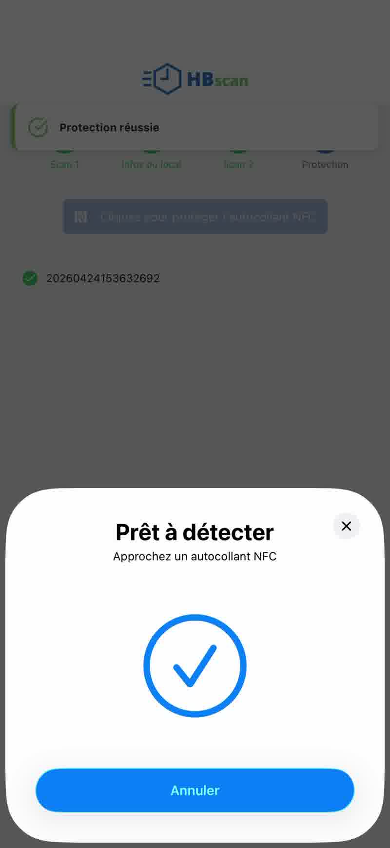 Capture: bannière « Protection réussie » avec modal NFC et bouton désactivé après protection.